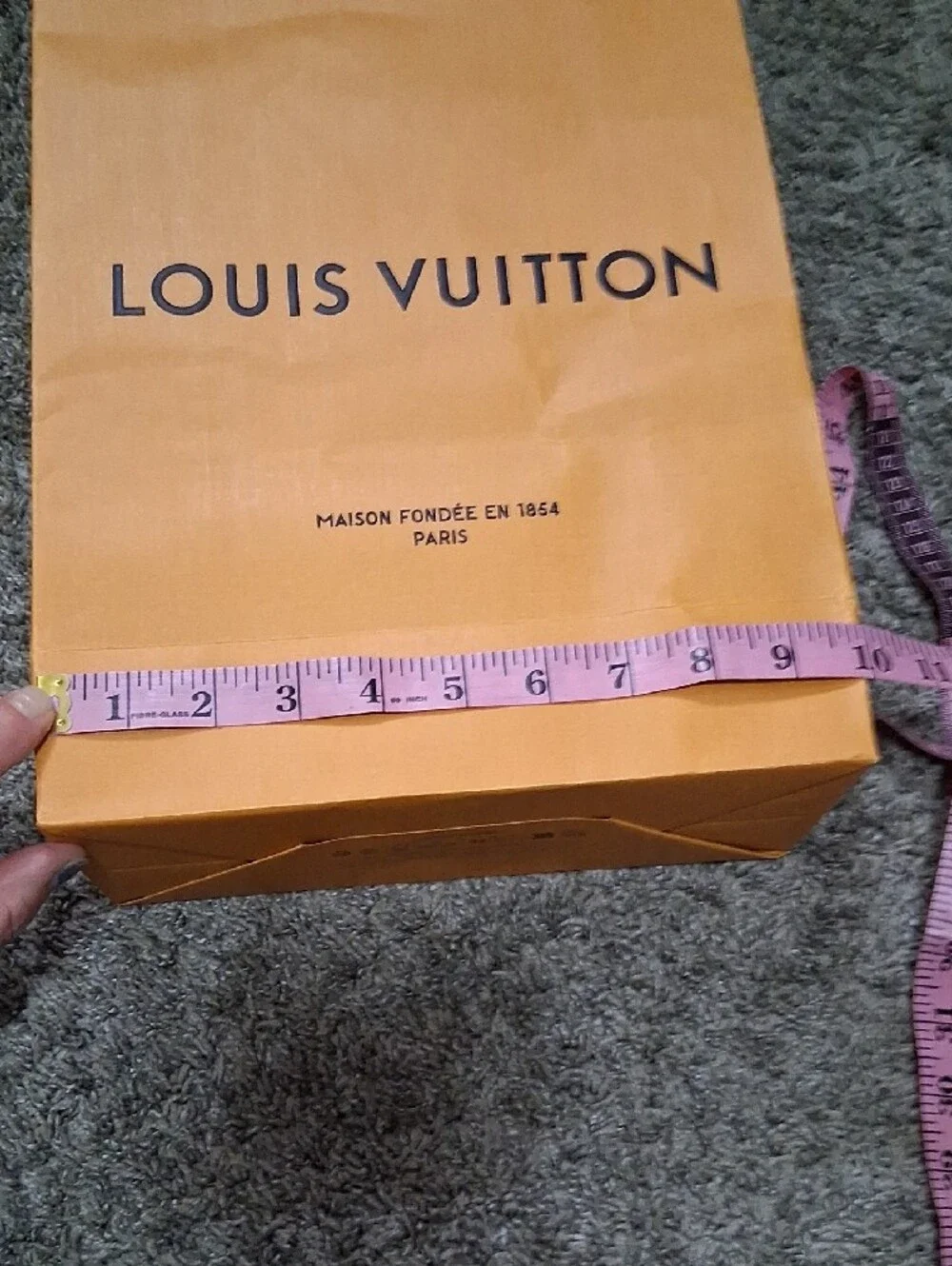 Louis Vuitton no callouts
